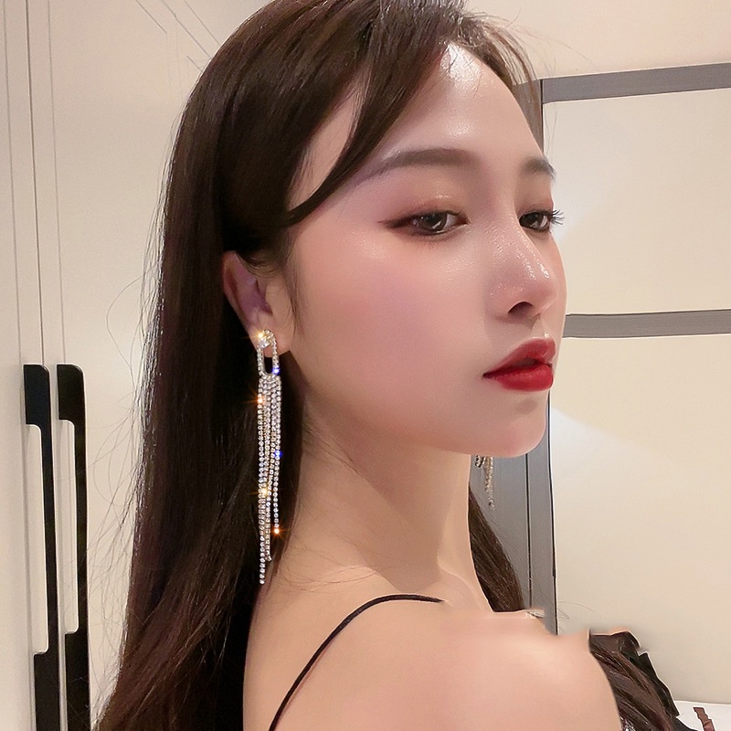 Anting 925 Silver Needle Model Rumbai Aksen Berlian Untuk Wanita