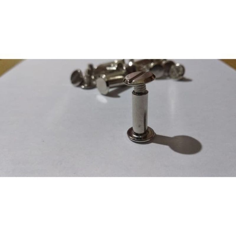 

Baut 1.5cm untuk pasang jepit plastik bening