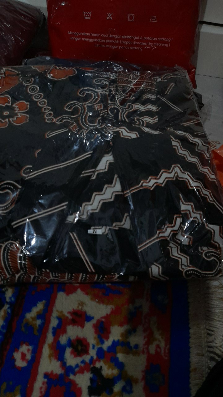 Kemeja Batik Pria Lengan Panjang Gemek