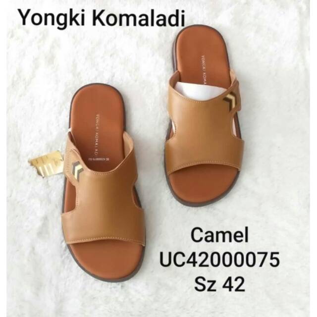 Sale!! Sandal pria Yongki komaladi, sandal matahari