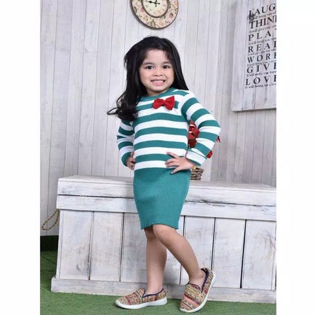 Dres Rajut Anak Perempuan / Sweater Anak / Fashion Murah / Fashion Anak / Baju Anak Murah / Baju Anak Perempuan / Dres anak  / Baju Murah / Baju Viral / Baju Kekinian / Dres Anak / Baju Hangat / Kaos Murah / Dres Murah / Dres / Rajut / Fashion Rajut