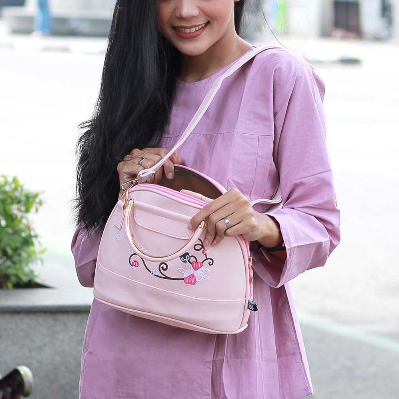 Tas salempang wanita handbag slingbag asli produk lokal distro bahan premium garansi original - Pink