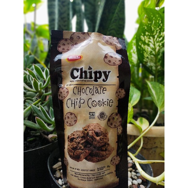 

Chipy Chocolate Chip Cookie