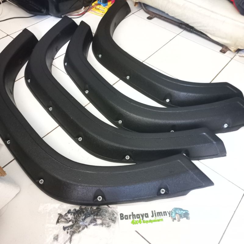 Ay00 PENDER KATANA OVER FENDER JIMNY KOTAK NEW BAHAN KARET BERKUALITAS