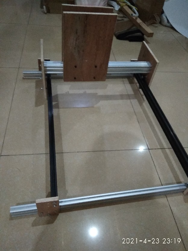 Aluminium Profile 2040, P =  1 Cm