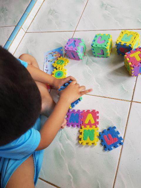 36pcs / Set Karpet Alas Lantai Mini Dengan Bahan Halus Dan Gambar Motif Alfabet