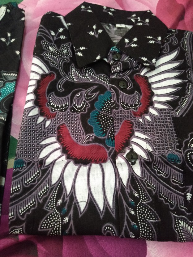 Bisa Pisah Atiya Batik Couple Keluarga Busui Motif Kupu-kupu Hitam Sragam Kerja