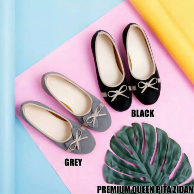 

PREMIUM QUEEN PITA ZIDAN