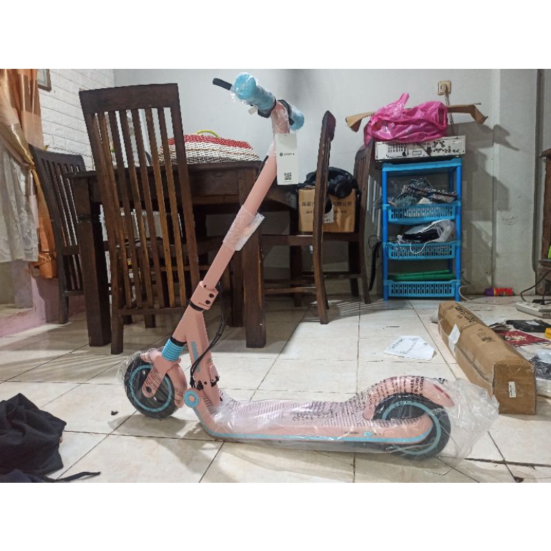 Scooter Skuter Elektrik LUCU UNTUK ANAK - PINKY