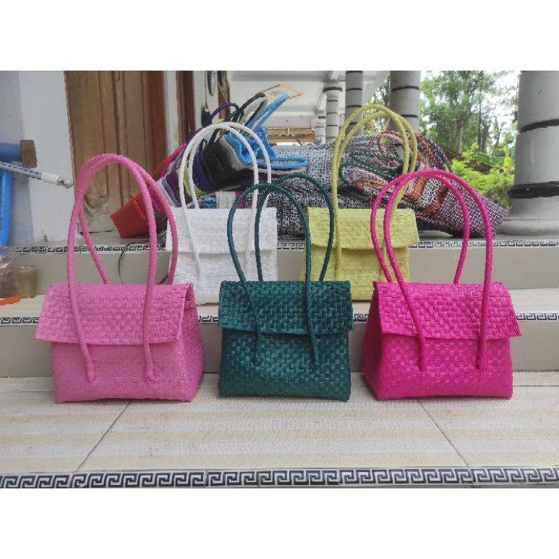 Tas Anyam Plastik Ukuran M Tutup