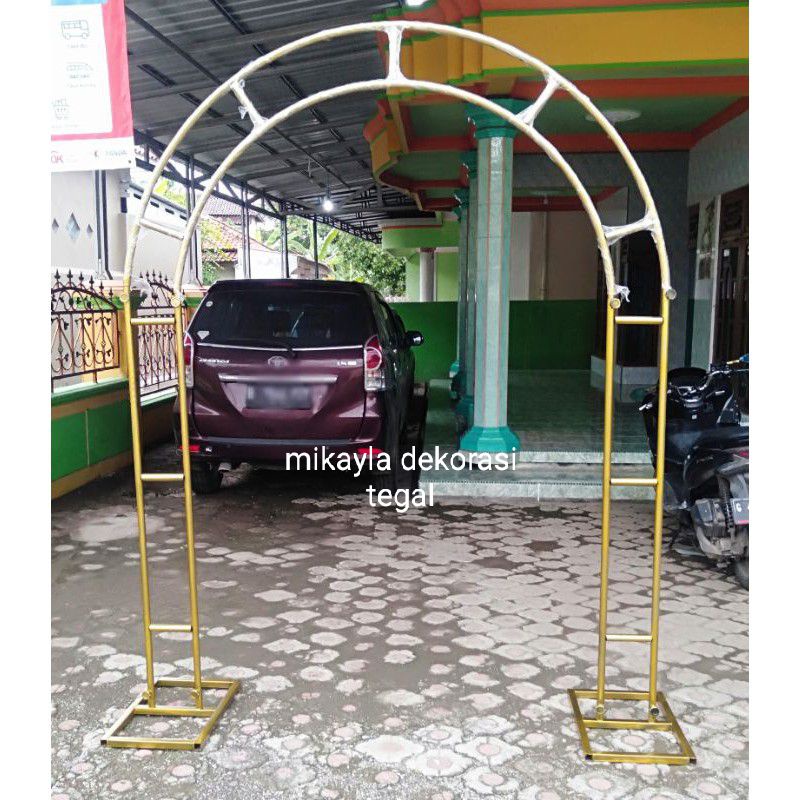 GAPURA PINTU MASUK Tinggi 250cm Bongkar pasang pergola besi dekorasi backdrop tiang besi dekorasi we