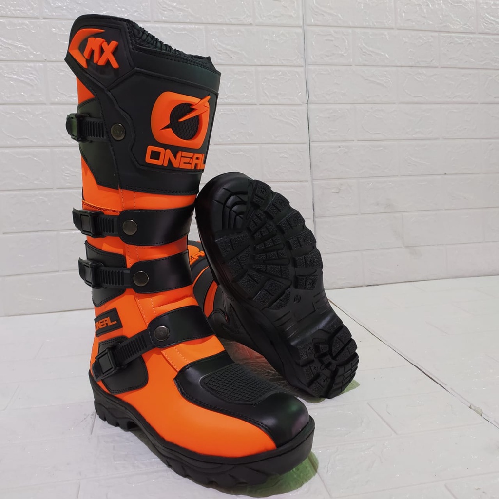 sepatu trail cross adventure logo 3D kualitas premium bots safety terlaris ORANGE