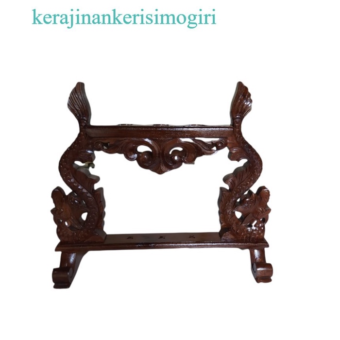 

jagrak keris ukir naga bahan kayu jati lawas isi tiga keris