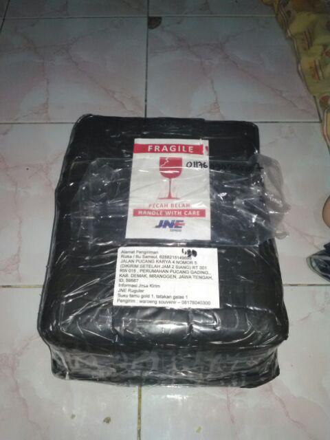 Souvenir Tatakan Gelas Kemasan Box Mika