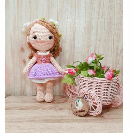 boneka rajut rapunzel /rapunzel crochet doll