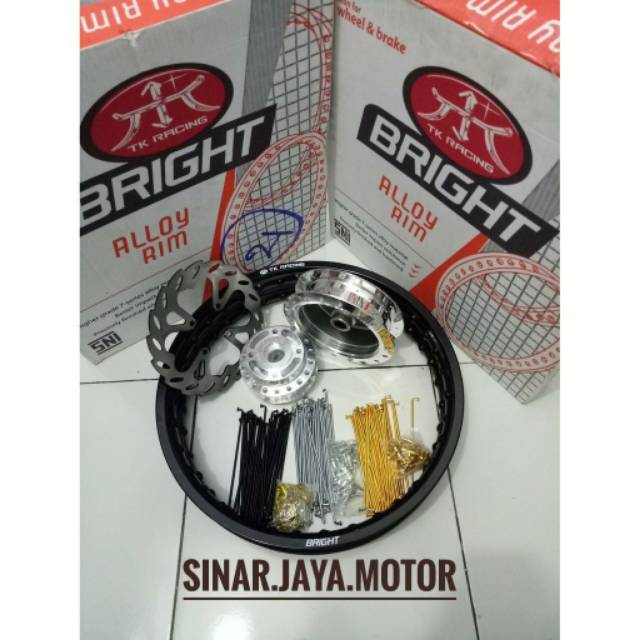 Velg velk pelek pelak TK vario 125 - vario 150 paketan sepaket ring 17 tinggal pasang udah rakit