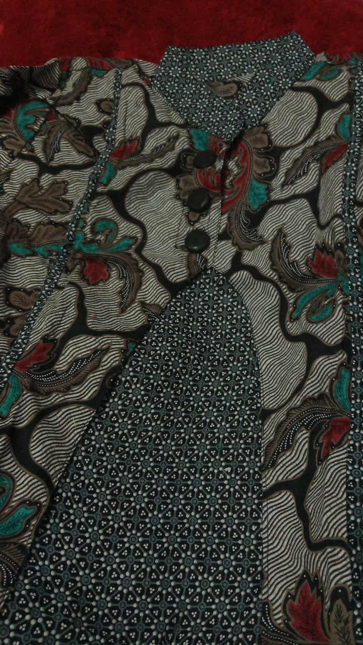 Clara Blouse #3 Lonceng Lawasan Baju Batik Kantoran Wanita Casual Formal Seragaman Katun Halus