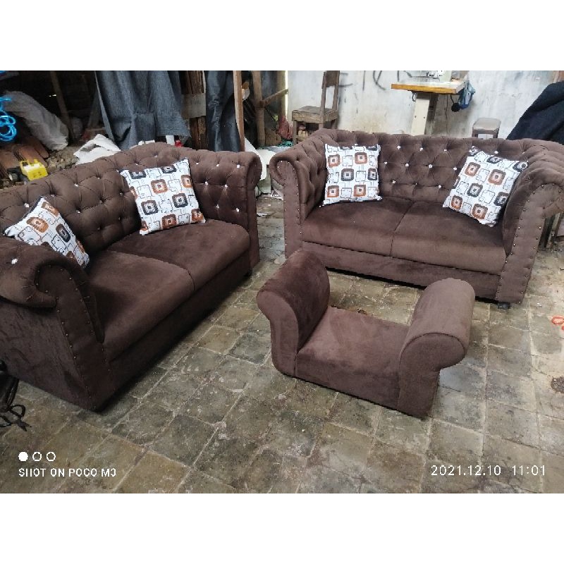 Jual SOFA KANCING SERIBU CHESTERFIELD + MEJA Shopee Indonesia