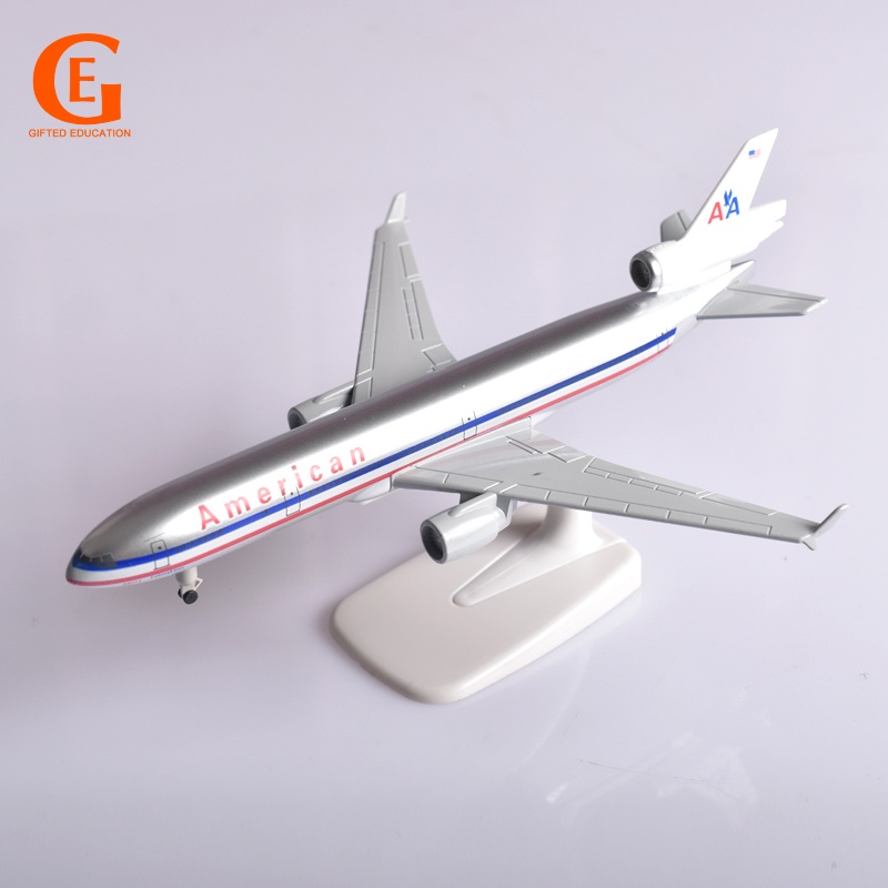 Md-11 Miniatur Diecast Pesawat Terbang Amerika Bahan Metal MD11 Untuk Mainan / Koleksi