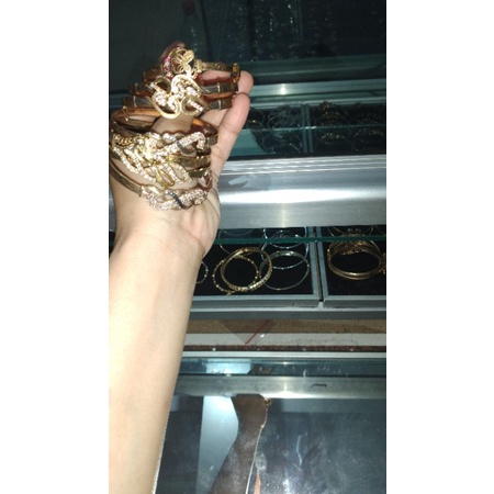 paket gelang satu kalung