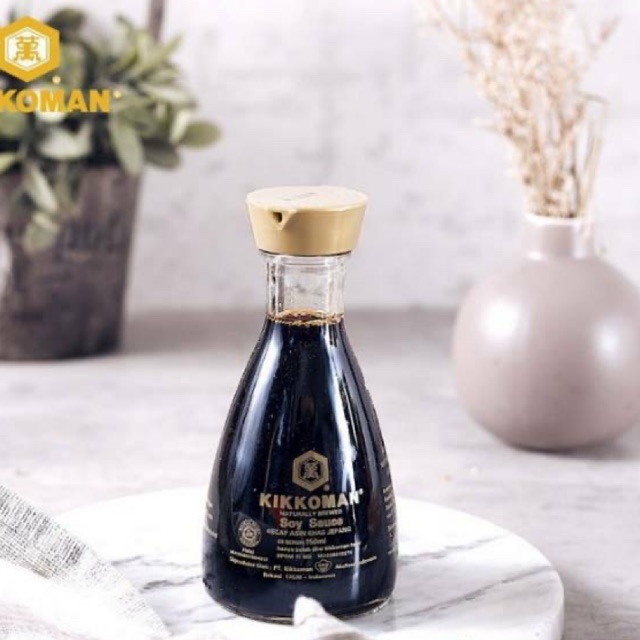 

Kikkoman Shoyu dispenser / Kikkoman kecap asin jepang halal