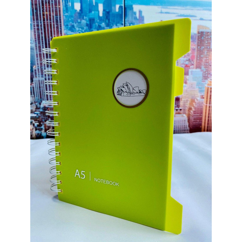 

Buku Notebook A5 100 Lembar Ada Pembatas - 1022