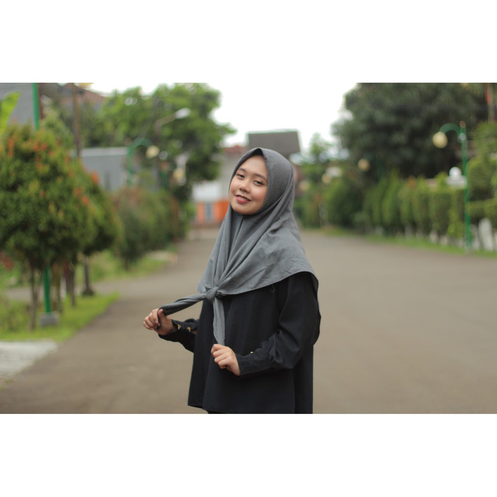 Blithe Scarf - SUPERNOVA DENIM SCARF hijab segi empat polos premium