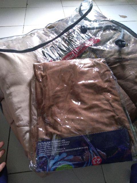Bed Cover Set Emboss Mix 2 Warna Coffe T.30 Cm Uk.160 / 180 X 200