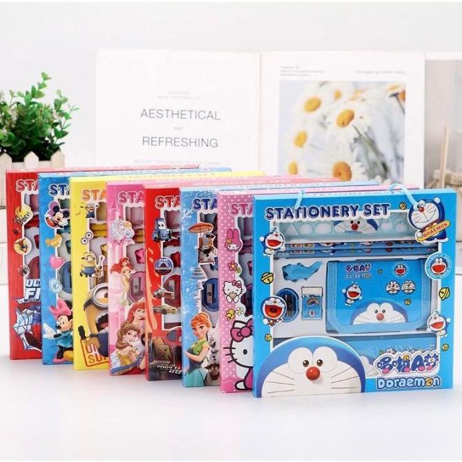 

Set Stationery Free Dompet / Set Alat Tulis Sekolah Free Note Book