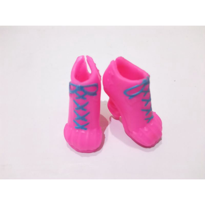Sepatu Monster high