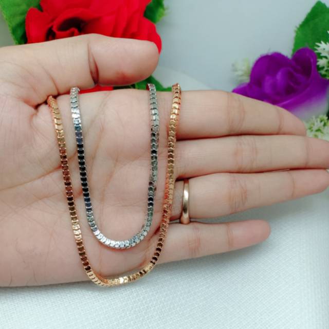 Kalung milano kaca besar