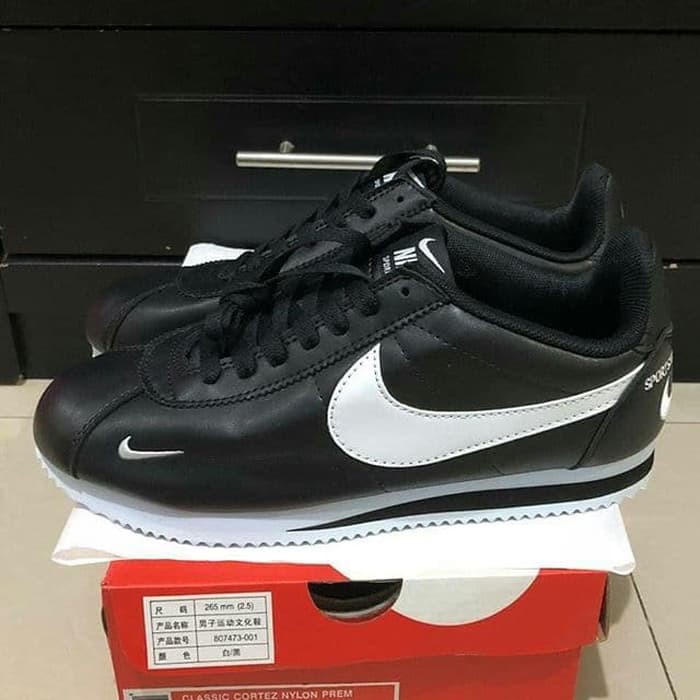 nike cortez multi swoosh