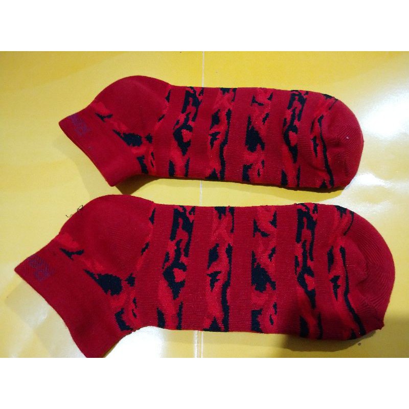 Kaos kaki Reebok original