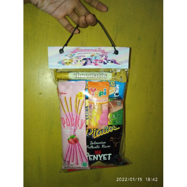 

Label snack idul fitri 15x25 (plastik label snack)