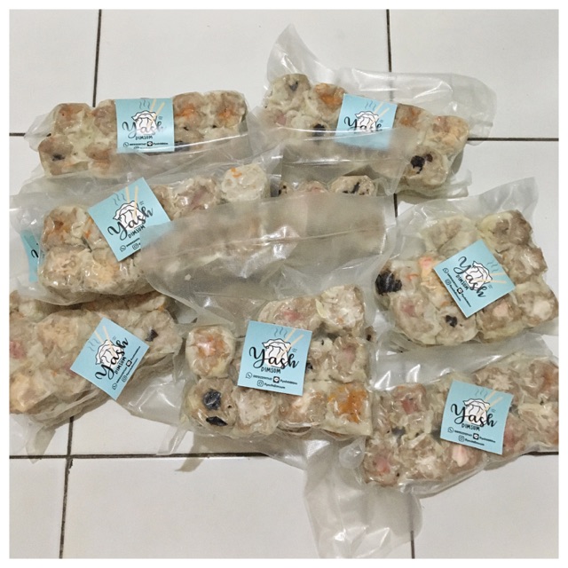 

Dimsum ayam pack vacuum frozen (KHUSUS PENGIRIMAN VIA JNE YES/NEXT DAY)