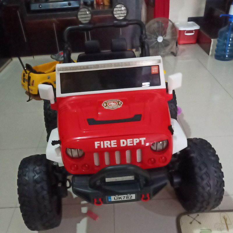 mobil aki  raksasa sewa 1 bulan khusus daerah DK Jakarta