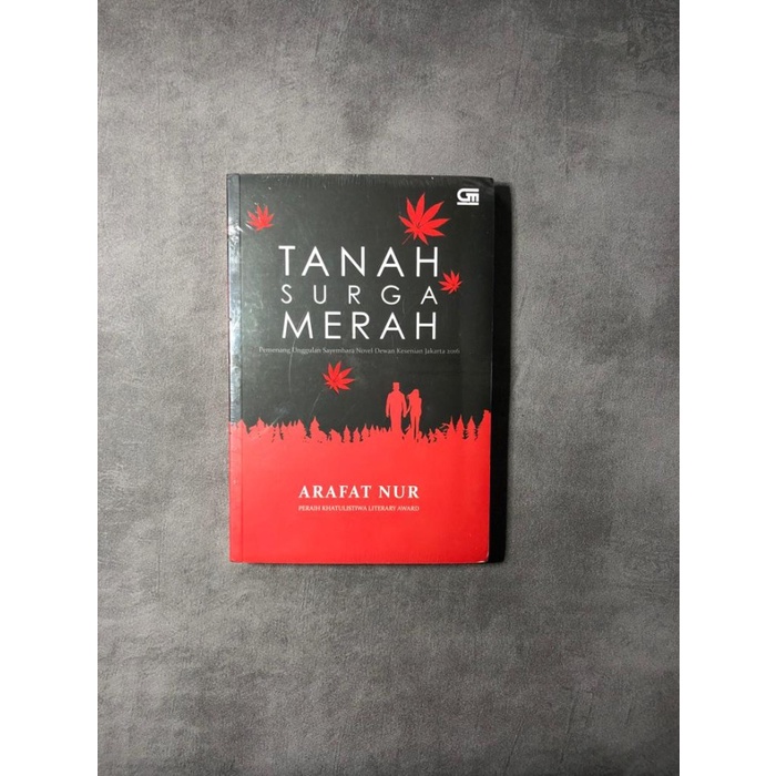 Novel Tanah Surga Merah
