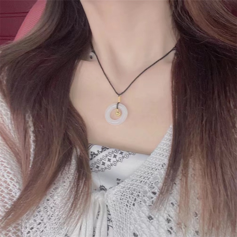 Kalung Tali Liontin Giok Hetian Alami Warna Hitam Untuk Pria Dan Wanita