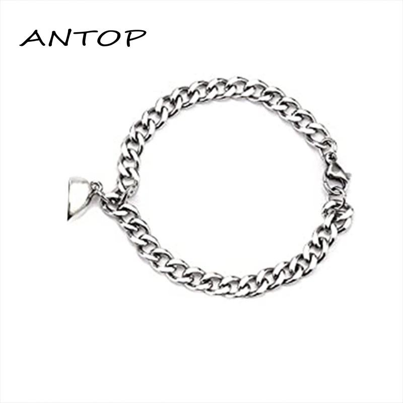 Gelang Tangan Magnet Motif Hati Untuk Pasangan / Pria / Wanita