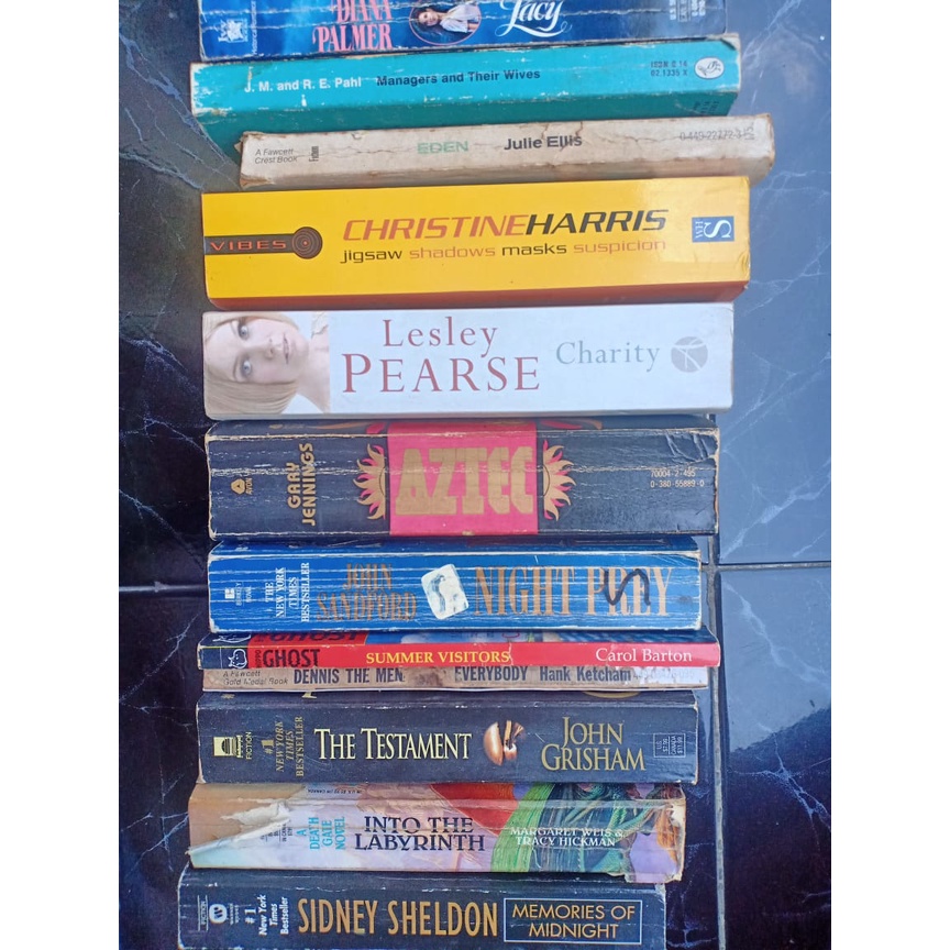 Buku / Novel - Import / Lokal - BEKAS - Bahasa Inggris / Indonesia