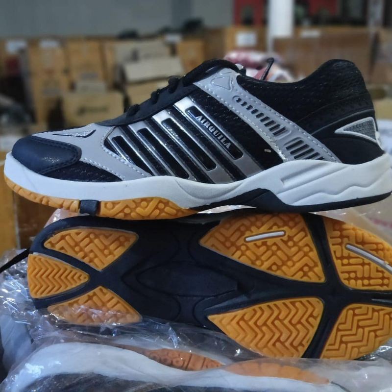 Sepatu Joging /Sepatu Sport / Sepatu Badminton / Sepatu Olahraga Airquila