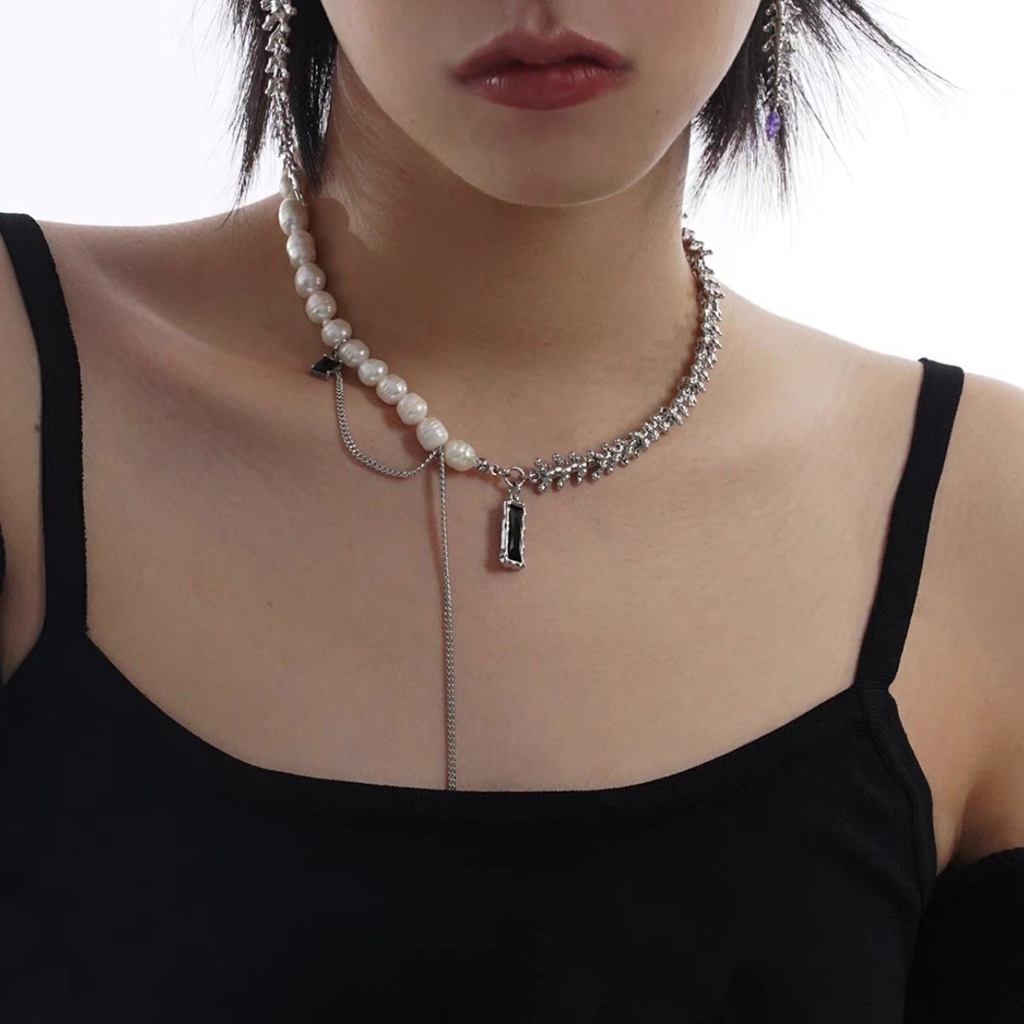 Kalung Mutiara Bentuk Kotak Model Simple Untuk Wanita