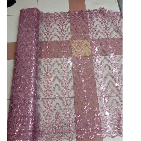 SALEE.. Kain Tile Spider Payet / Kain Tile Payet sepenggel / Bahan Brokat Kebaya