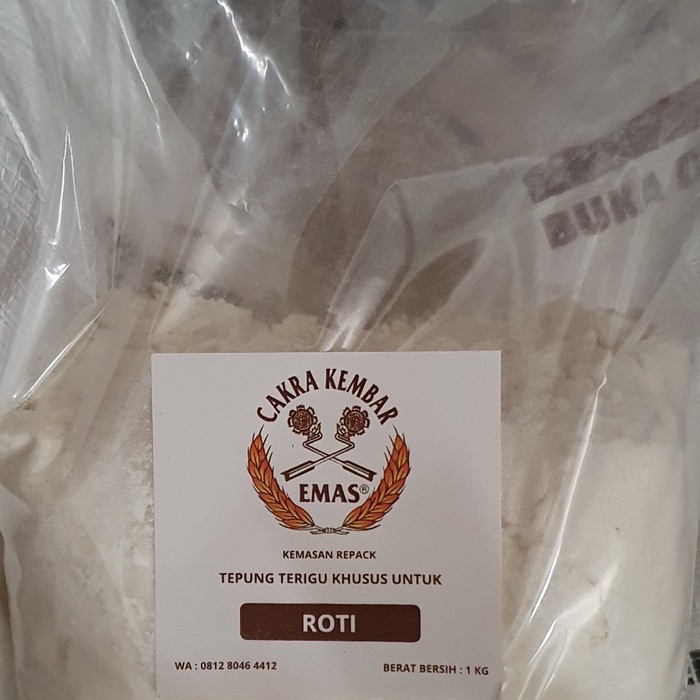 

b011tee Tepung Terigu Cakra Kembar Emas Repack 1 Kg Da01D100