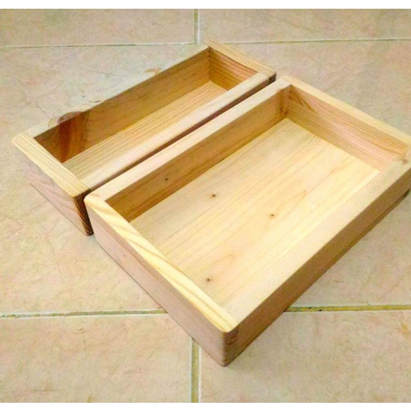 Nampan kayu jati Belanda