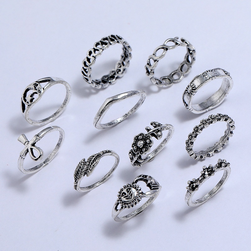 11pcs / Set Cincin Knuckle Desain Bintang Bulan Bunga Matahari Geometris Hollow Gaya Vintage Boho Punk Untuk Wanita