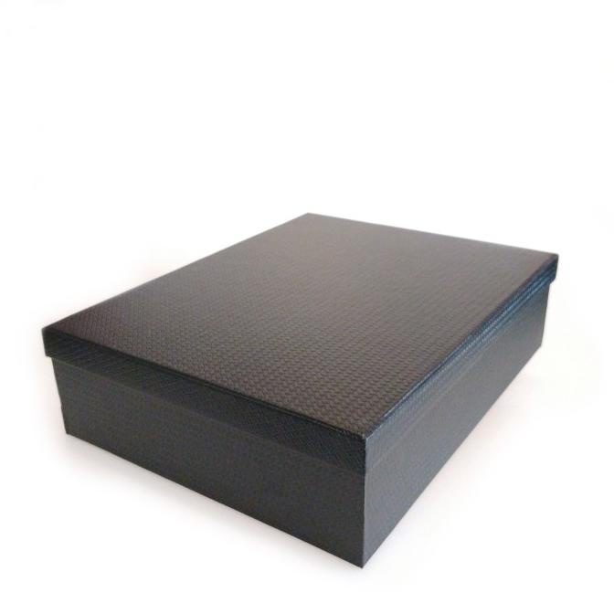 

Best Product!!! Gift Box Kado |Kotak Hadiah | Dus Hampers Tutup Hitam 23X30X8 cm - Paling Dicari