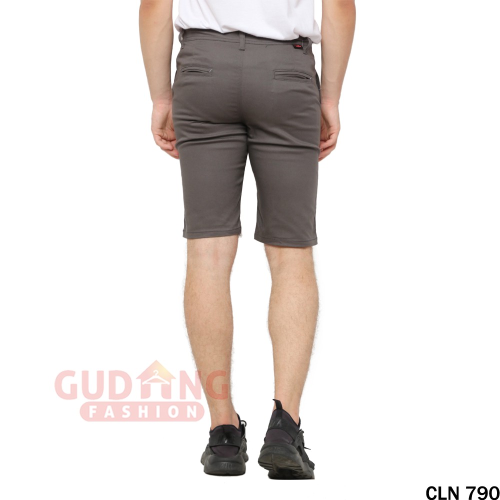 Celana Chino Pendek Cowok Terbaru - CLN 790