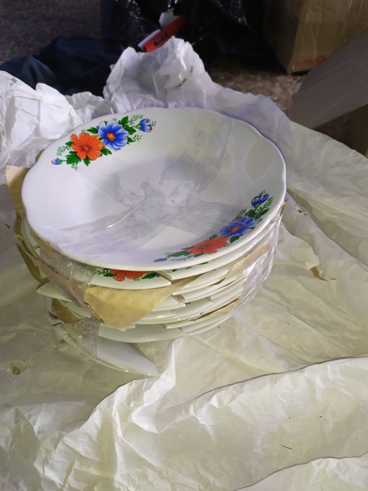 Piring Keramik Kembang 8 Lucky Parkit / Piring Makan / Piring Saji 8 Parkit Lucky - Murah Bagus