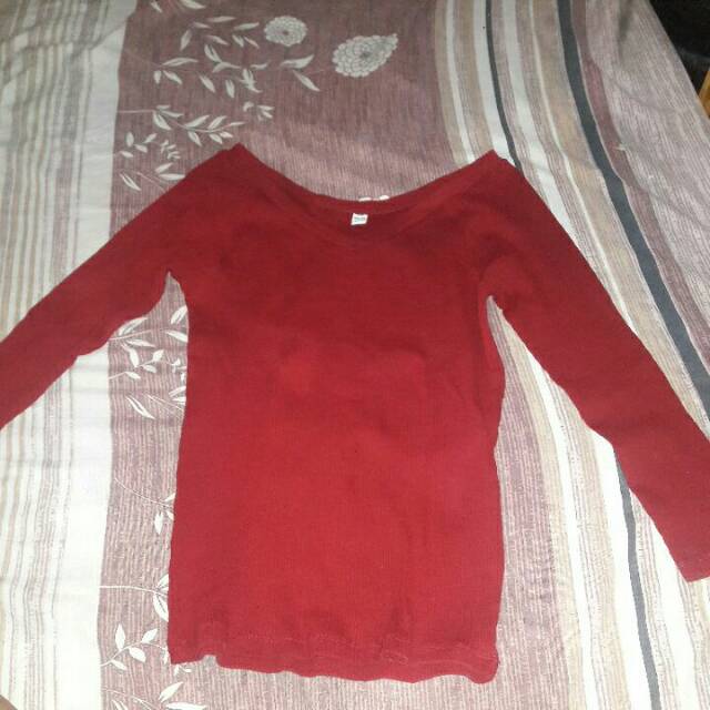 Baju salur second merek UNIQLO